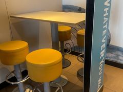 用餐区-麦当劳(朝阳路得来速店)