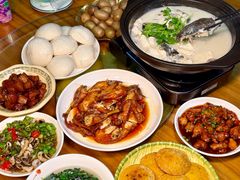 -芦茨金富饭庄·25年老字号·专做稻草鸡