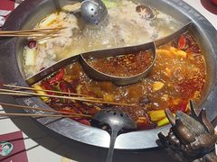 鸳鸯锅-豆花姐烂豆花火锅(水屯北路恒大滨河店)