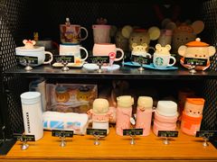 -星巴克(上海虹桥新天地二店)