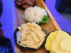 -曹丞相·地锅鸡·地锅鱼(武林店)