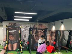 -征成健身连锁私教工作室(九公里店)