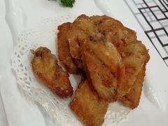 金牌炸翅中-雅逸居海鲜小厨