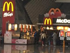 门面-麦当劳(吴圩机场店)