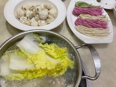 鼎湖海南椰子鸡美味双人餐-海南椰子鸡餐厅(三亚湾红树林店)