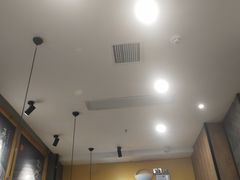 大堂-蒙自源过桥米线(红谷滩万达店)