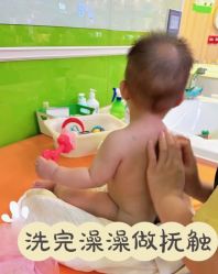 -鳄鱼泡泡游泳馆(新DNA购物中心店)