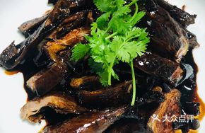 Signature Braised Duck