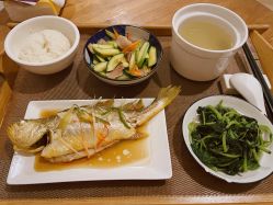 -海豚湾高端月子会所(黄浦店)