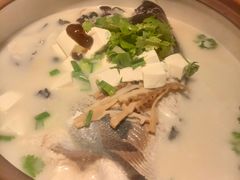 -姜君·千岛湖鱼头馆(浦东大道店)