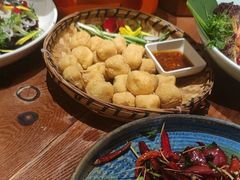 -老滇山寨•云南特色菜•地方菜•民族风情歌舞表演(金碧店)