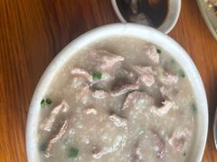 -洲心明记烧肉大粥(总店)