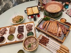 -哈啾嗨·新概念蒙餐(红星新城店)