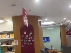 -雅悦齿科(顾村公园店)