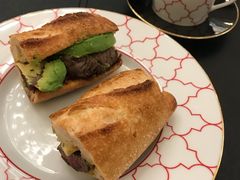 -Salon de The de Joel Robuchon(外滩18号店)