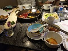 -热火朝天鲜切牛肉火锅(南强街巷店)