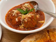 -城市大道红炉披萨烘焙坊