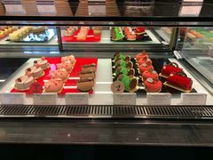 -Salon de The de Joel Robuchon(外滩18号店)