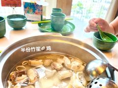 -润园四季椰子鸡火锅(南山海岸城店)