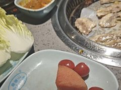 -金滏山烤肉·海鲜·火锅自助餐厅(襄阳万达店)