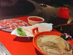 -二荆条·蜀鲜汇城市森林火锅