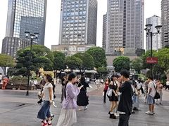 -观音桥步行街