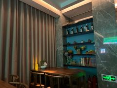 -新盈光·云会所(百丈东路店)