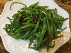 -小锅巴纳西餐厅