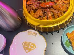 -多嘴超级肉蟹煲(中街恒隆故宫店)