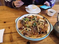 -鹤乡东北菜(崮山路店)
