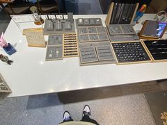 -十八字金·银饰·拼豆·开蚌DIY(魏公芳华里店)