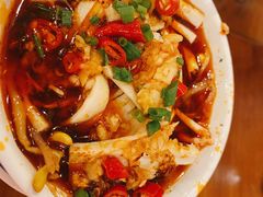 聪明的大脑-炉小二铜锅牛蛙•川湘菜(三里屯店)