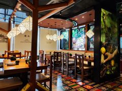 -云海肴·汽锅鸡·云南菜(天山百盛优客店)