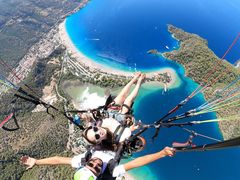 -费特希耶滑翔伞