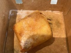 -达美乐比萨(红山店)