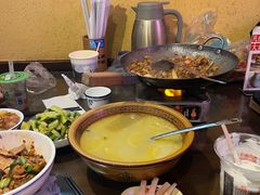-富正毅三下锅·湘西韵味(天门山索道店)