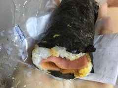肉松蛋沙拉饭卷-全家便利店(兴源北路店)