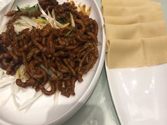 京酱肉丝-闫府私房菜·百年鲁菜(欧亚店)