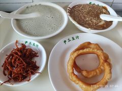 -尹三豆汁(天坛店)