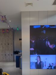 -PE SALON