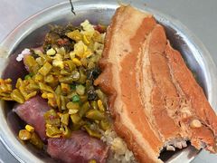 -梁阿婆廿年老牌扣肉糯米饭