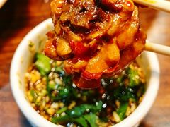-超越炭火牛蛙火锅鸡(河东店)