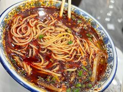 -伊穆祥牛肉面总店·清真