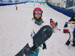-乔波室内滑雪场