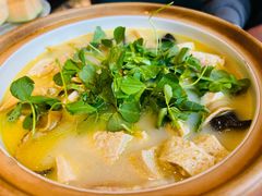 -江宴渔村·鱼鲜土菜(紫荆广场店)