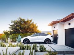 -TESLA 特斯拉(上海太古汇体验店)