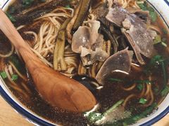 -镇南锅盖面馆(解放路店)