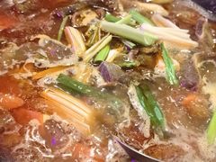 -霄汉牛三鲜湖北砂锅菜(万松园2店)