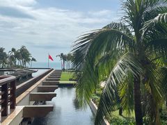 -亚龙湾喜来登·美景台大堂吧