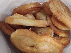 纯奶中蝴蝶酥-上海哈尔滨食品厂(淮海中路店)